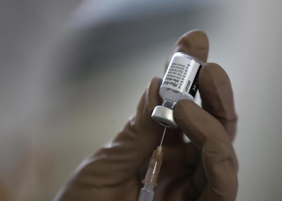 Pfizer pierde efectividad más rápido que la vacuna de AstraZeneca. Estudio preliminar aseguraría que la vacuna Pfizer pierde efectividad más rápido que la de Aztrazeneca.