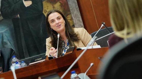 Ganó el sí, pero el ausentismo no permitió aprobar la moción de censura