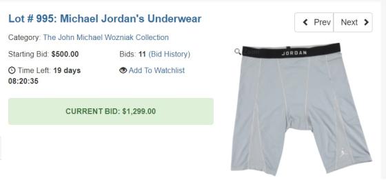 Sube la subasta por los interiores usados de Michael Jordan. El precio de los interiores usados de Michael Jordan.