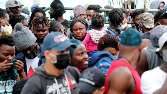 Migrantes varados en Necoclí podrían aumentar a 22 mil. Crisis migratoria en Necoclí.