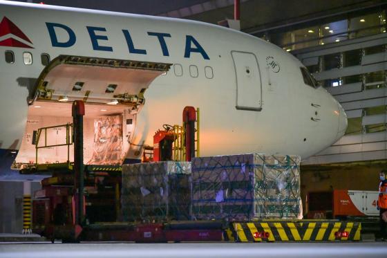 Llega al país nuevo lote de vacunas Janssen. Colombia recibió más de millón y medio de vacunas Janssen.