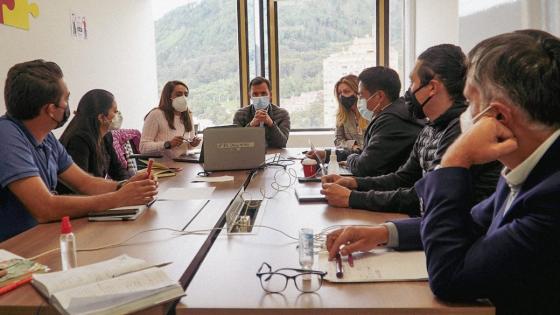 Veeduría busca que MinDefensa se comprometa con reparar a las víctimas del 9S Veeduría busca que MinDefensa se comprometa con reparar a las víctimas del 9S