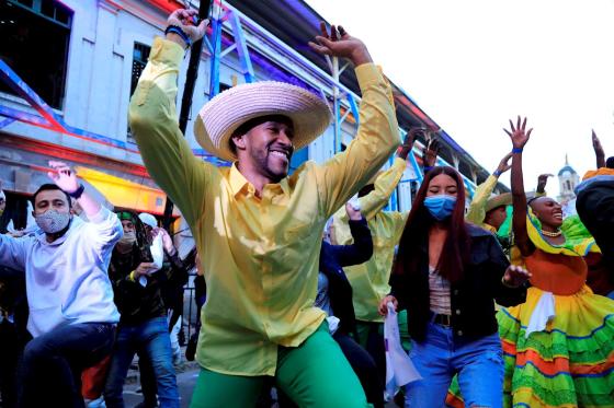 Antigua zona de drogas en Bogotá vibra con el sabor del Petronio Álvarez