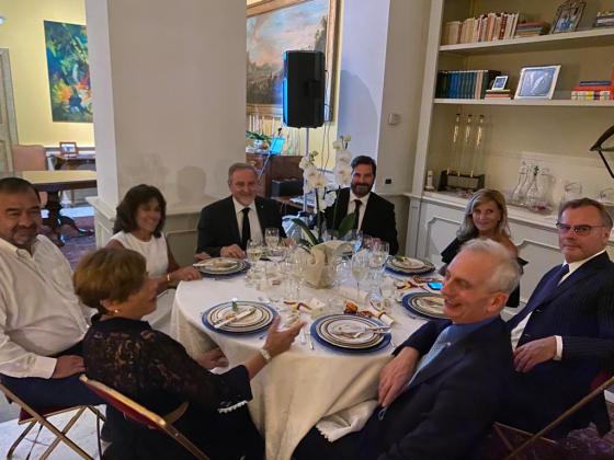 La cena fue todo un éxito La cena fue todo un éxito