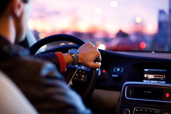 ¿En qué cambio se debe estacionar el auto? ¿En qué cambio se debe estacionar el auto?
