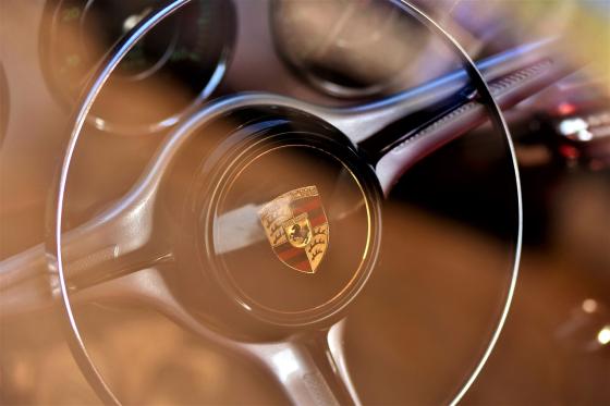 Millonaria venta de modelo exclusivo de Porsche