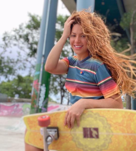 Instagram - @shakira Instagram - @shakira