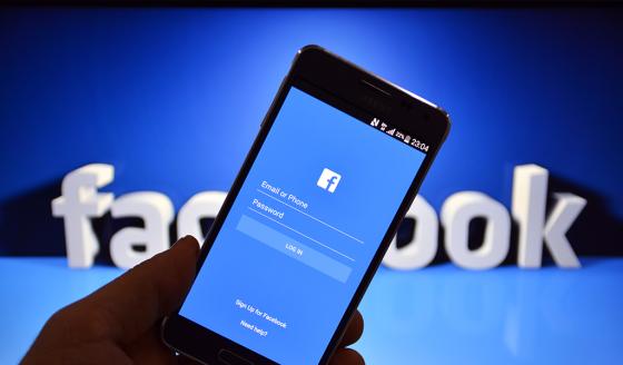 Facebook Facebook