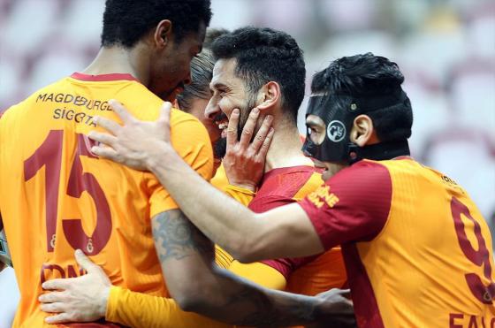 Falcao en el galatasaray Falcao en el galatasaray