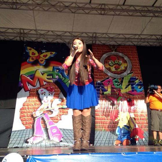 Instagram - @julianavelasquez Instagram - @julianavelasquez