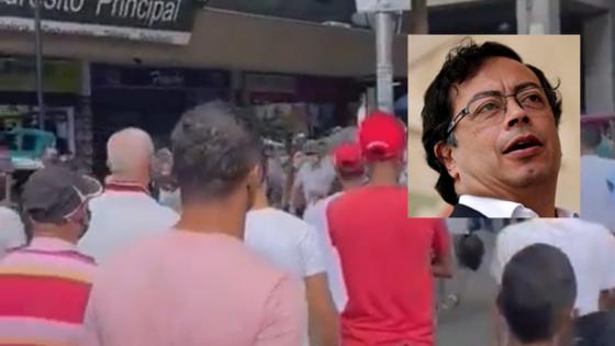 Ánimos caldeados en visita de Petro al centro de Medellín Ánimos caldeados en visita de Petro al centro de Medellín