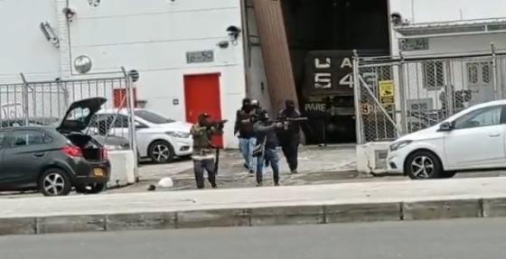 Dejan en libertad a hombre capturado en robo de oro en Medellín Dejan en libertad a hombre capturado en robo de oro en Medellín