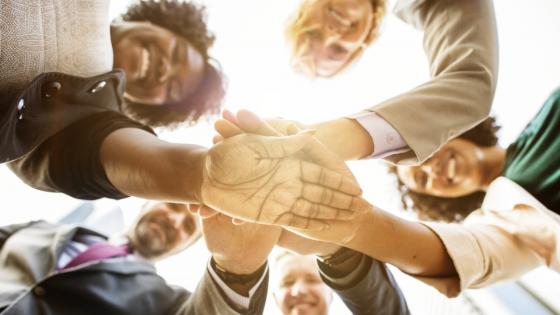 ambientes-trabajo-inclusivos-diversos ambientes-trabajo-inclusivos-diversos
