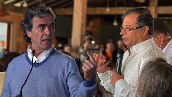 Petro invita a Fajardo a dialogar tras pelea por el voto en blanco Petro invita a Fajardo a dialogar tras pelea por el voto en blanco