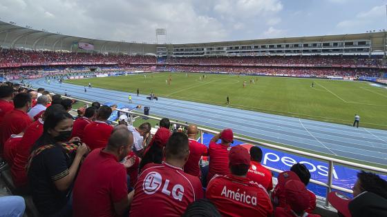 Burla a hinchas de América de Cali previo a partido en Bogotá Burla a hinchas de América de Cali previo a partido en Bogotá