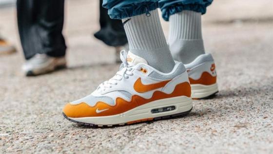 nike patta nike patta