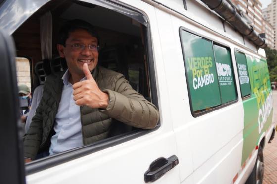 Camilo Romero recorrerá el país en un 'makinon'