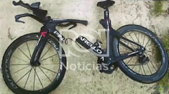 Así quedó la bicicleta de Egan Bernal tras accidente con bus Así quedó la bicicleta de Egan Bernal tras accidente con bus