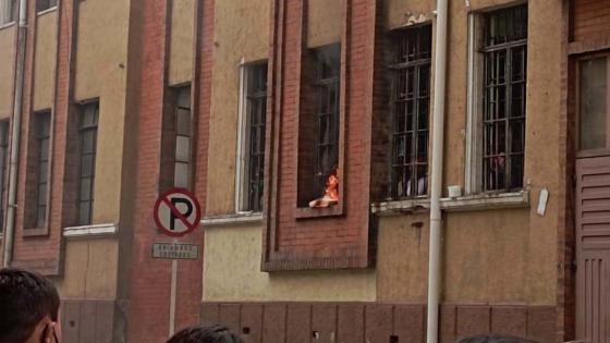 Motín en Estación de Policía de la Macarena Motín en Estación de Policía de la Macarena