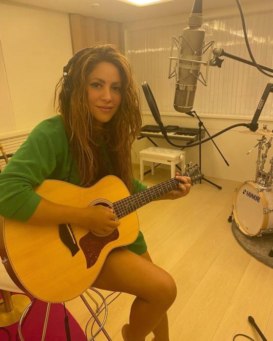 shakira shakira