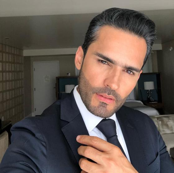 Instagram - @fabianrioss Instagram - @fabianrioss