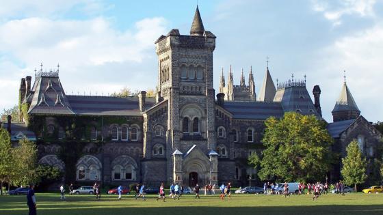 Universidad de Toronto Universidad de Toronto