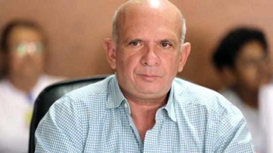 gustavo-petro-vinculos-con-pollo-carvajal gustavo-petro-vinculos-con-pollo-carvajal