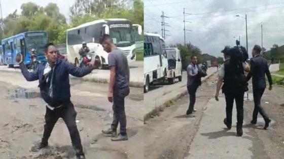 Periodistas de CityTv fueron agredidos mientras cubrían un accidente en Bogotá Periodistas de CityTv fueron agredidos mientras cubrían un accidente en Bogotá
