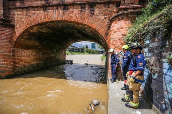 damnificados lluvias Medellín noticias 