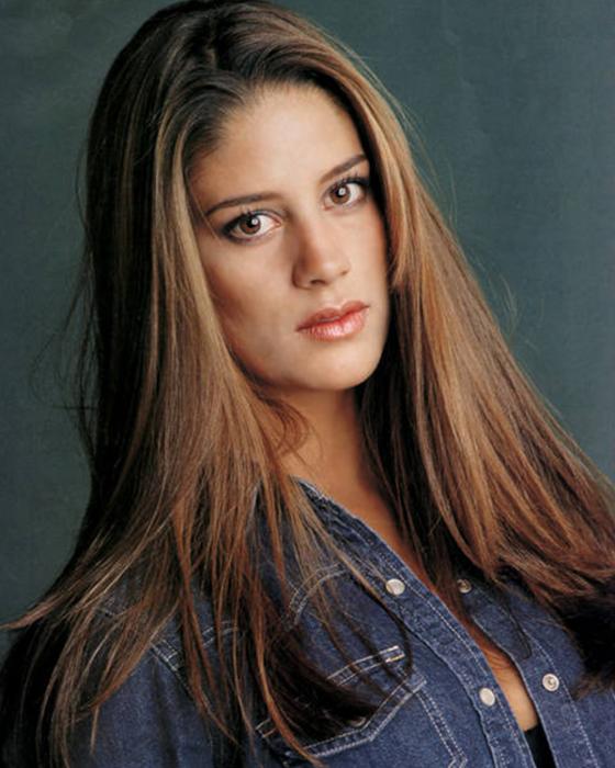 manuela-gonzales manuela-gonzales