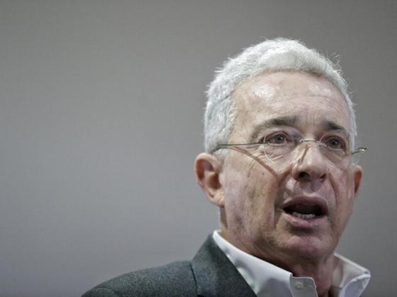 mensaje-alvaro-uribe-velez-a-gustavo-petro mensaje-alvaro-uribe-velez-a-gustavo-petro