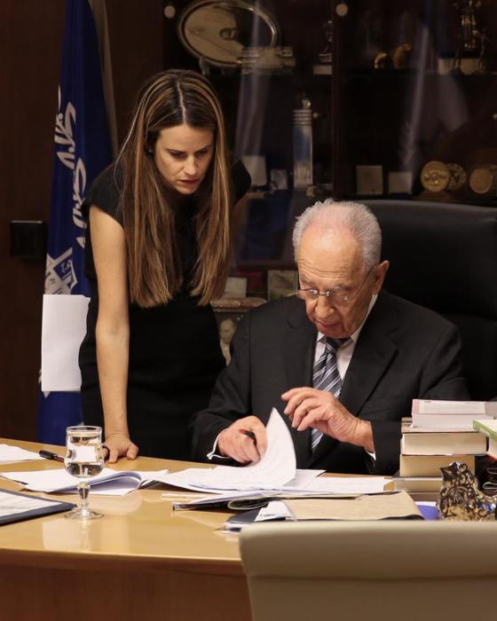 Shimon Peres: El nobel que no dejó de soñar Shimon Peres: El nobel que no dejó de soñar