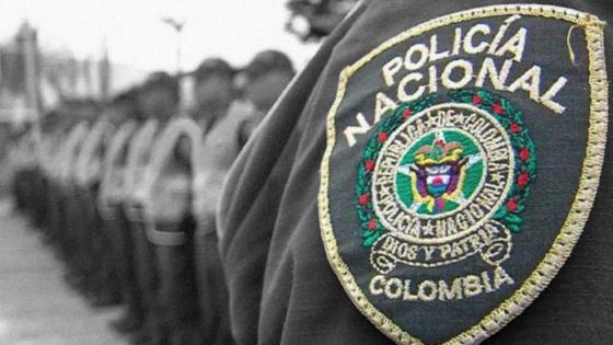 Patrullera estrelló su motocicleta para evitar atraco en Bogotá Patrullera estrelló su motocicleta para evitar atraco en Bogotá