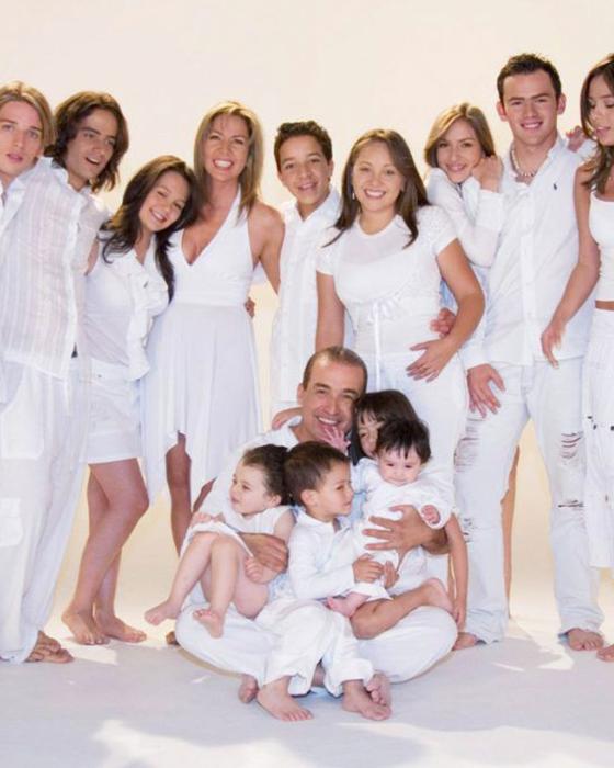 Padres e Hijos - Caracol TV Padres e Hijos - Caracol TV