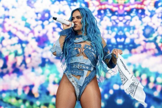 karolg-arrasa-premios-tu-musica-urbano karolg-arrasa-premios-tu-musica-urbano