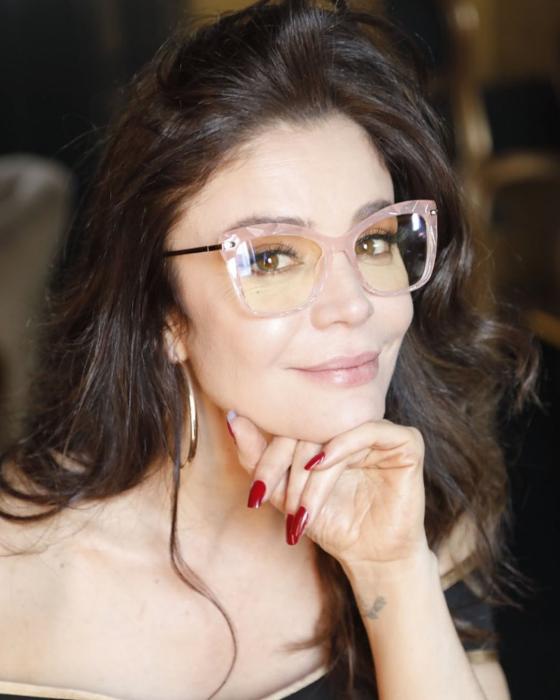 @floramartinezoficial @floramartinezoficial