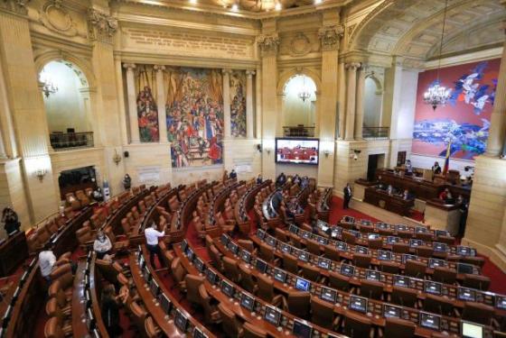 excongresistas-exigen-restablecer-megapension-mas-30-millones-pesos excongresistas-exigen-restablecer-megapension-mas-30-millones-pesos