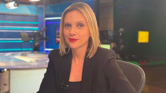 La presentadora de Caracol que sobrevive a punta de arepa. La presentadora de Caracol que sobrevive a punta de arepa.
