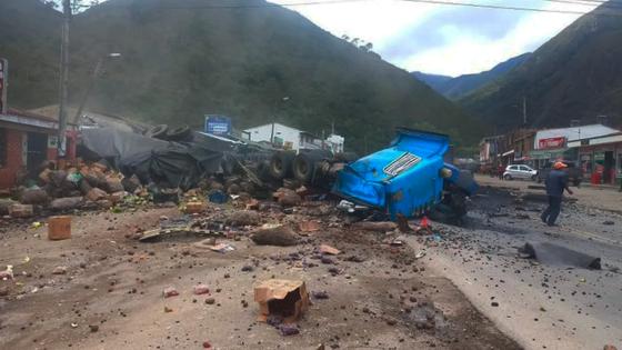 accidente Arcabuco Boyacá tractomula noticias 