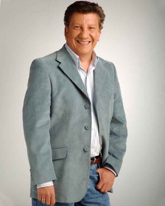 Sábados Felices Hernán Orjuela Sábados Felices Hernán Orjuela