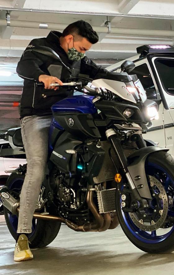 Famosos colombianos Famosos colombianos adictos a las motos