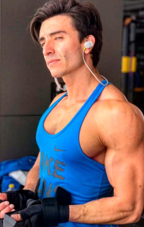 Políticos que tienen familiares en la farándula