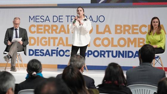 MinTIC, cerrar la brecha digital MinTIC, cerrar la brecha digital