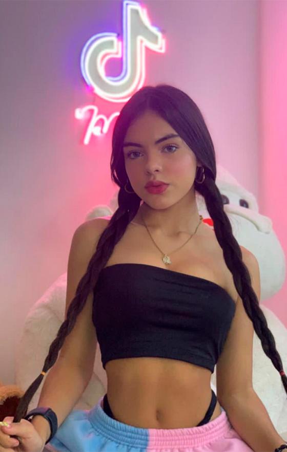 Mav, la influencer que despierta suspiros con sus fotos Mav, la influencer que despierta suspiros con sus fotos
