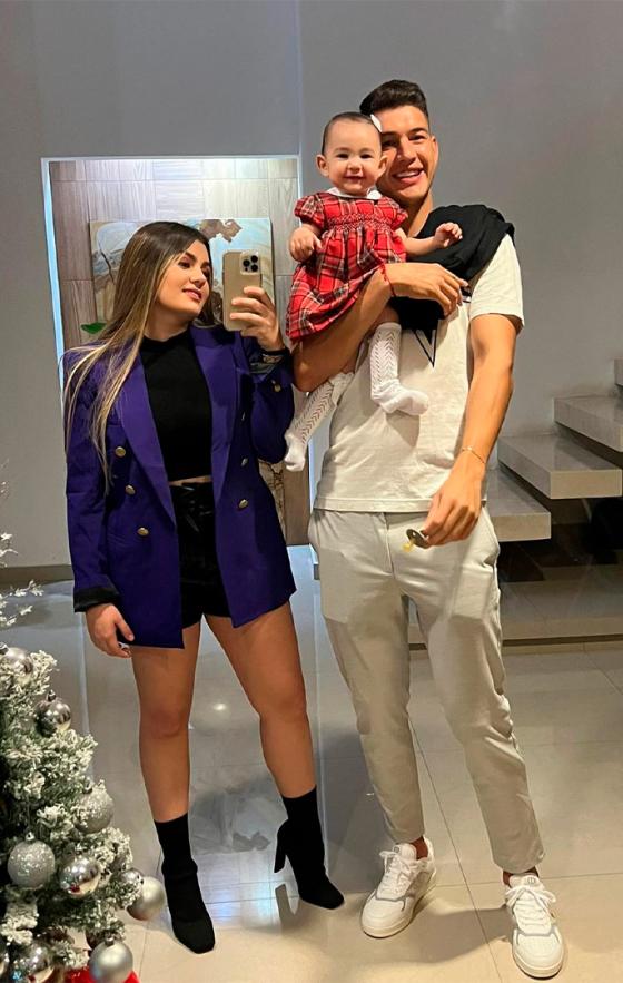 Las esposas de los futbolistas Las esposas de los futbolistas que disputan la Copa del Mundo