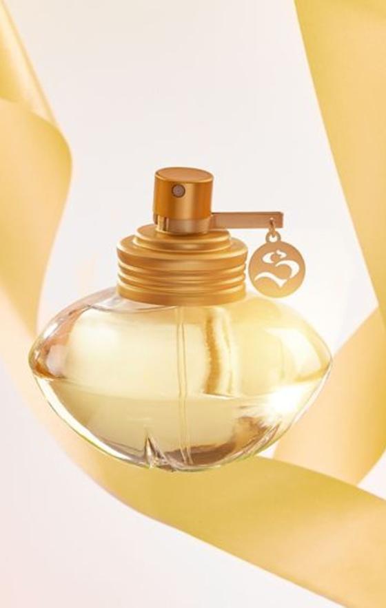 Famosos que han sacado su propio perfume Famosos que han sacado su propio perfume