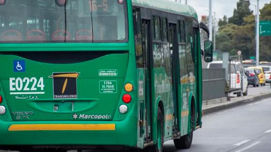 Choque múltiple alimentador transmilenio