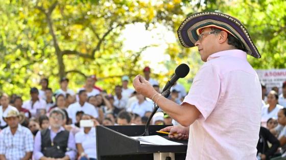 Gustavo Petro ollas comunitarias Gustavo Petro
