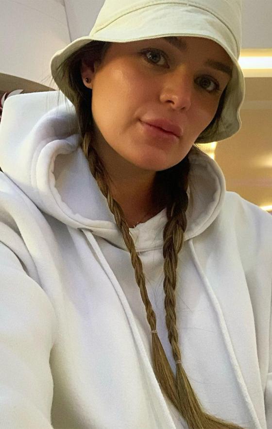 ¿Quiénes son las hermanas de Karol G que se roban piropos en redes? ¿Quiénes son las hermanas de Karol G que se roban piropos en redes?