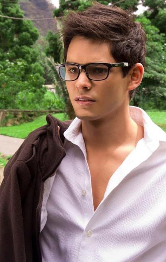 Ricardo Abarca Lowman ¿Quién es Ricardo Abarca Lowman, esposo de Yuri de Padres e hijos?